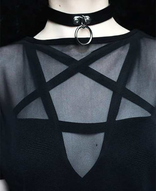 Body feminino preto gótico de pentagrama