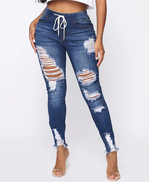 Calça jeans feminina destroyed