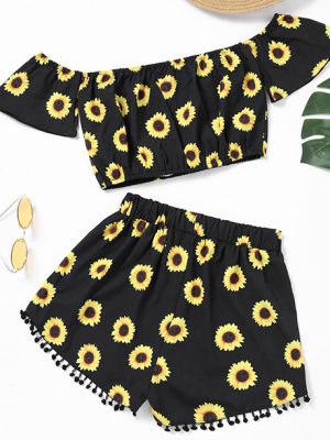 Conjunto shorts e cropped ombro a ombro estampa de girassol