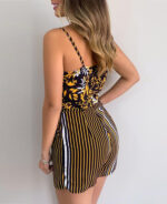 Macaquinho feminino curto estampado