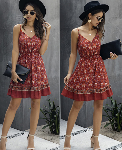 Vestido curto soltinho com estampa florida