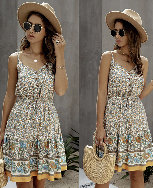 Vestido curto soltinho com estampa florida