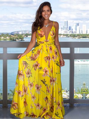Vestido longo casual com fenda estampa amarela