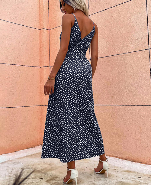 Vestido longo casual com fenda lateral