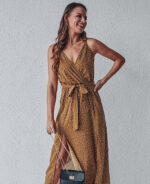 Vestido longo casual com fenda lateral