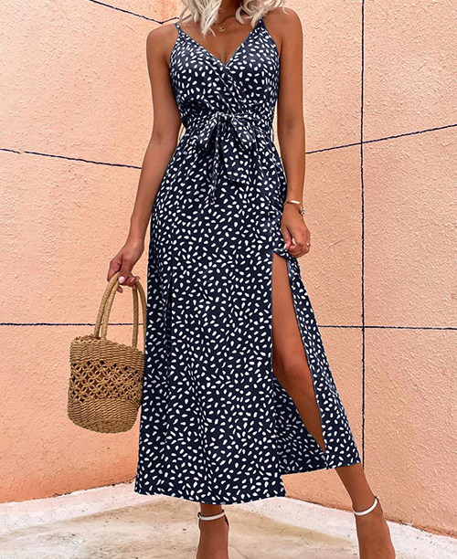 Vestido longo casual com fenda lateral
