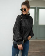 Suéter feminino tricot gola alta