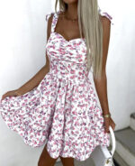 Vestido florido curto rodado
